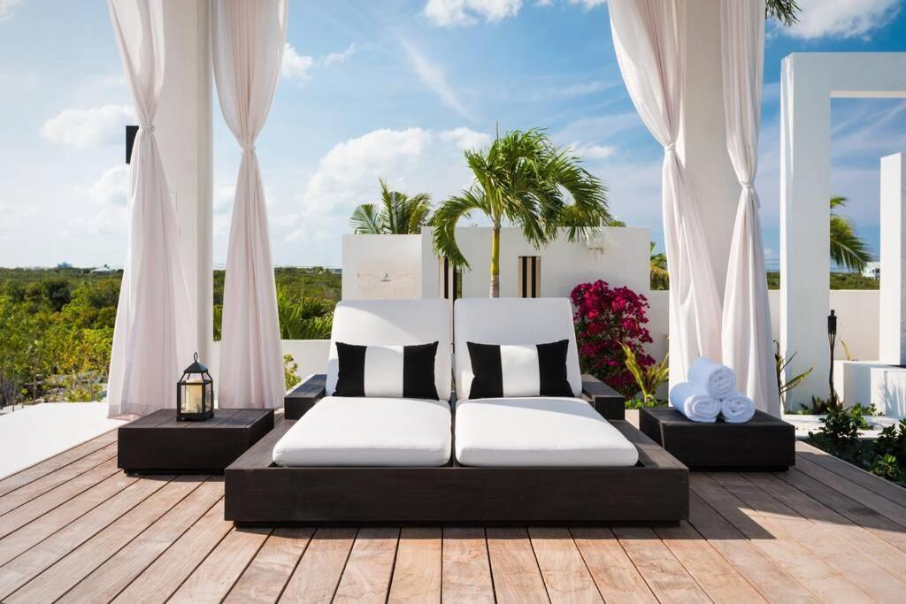 Triton Luxury Villa Providenciales Exterior foto